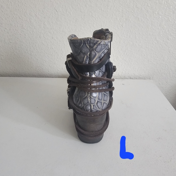 Freebird by Steven Black Leather Ankle Boots - Picture 4 of 13